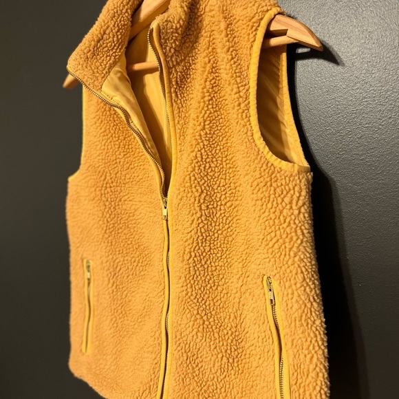 J. Crew Golden Sherpa Vest - Picture 3 of 16